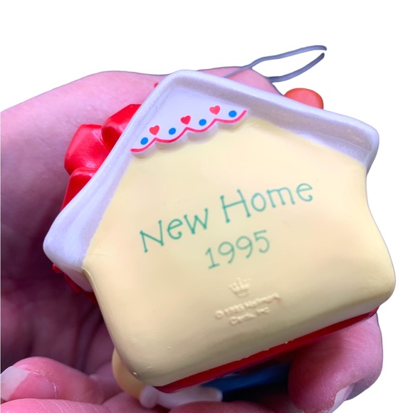 New Home Vintage 1995 Hallmark Christmas Ornament - Picture 3 of 3